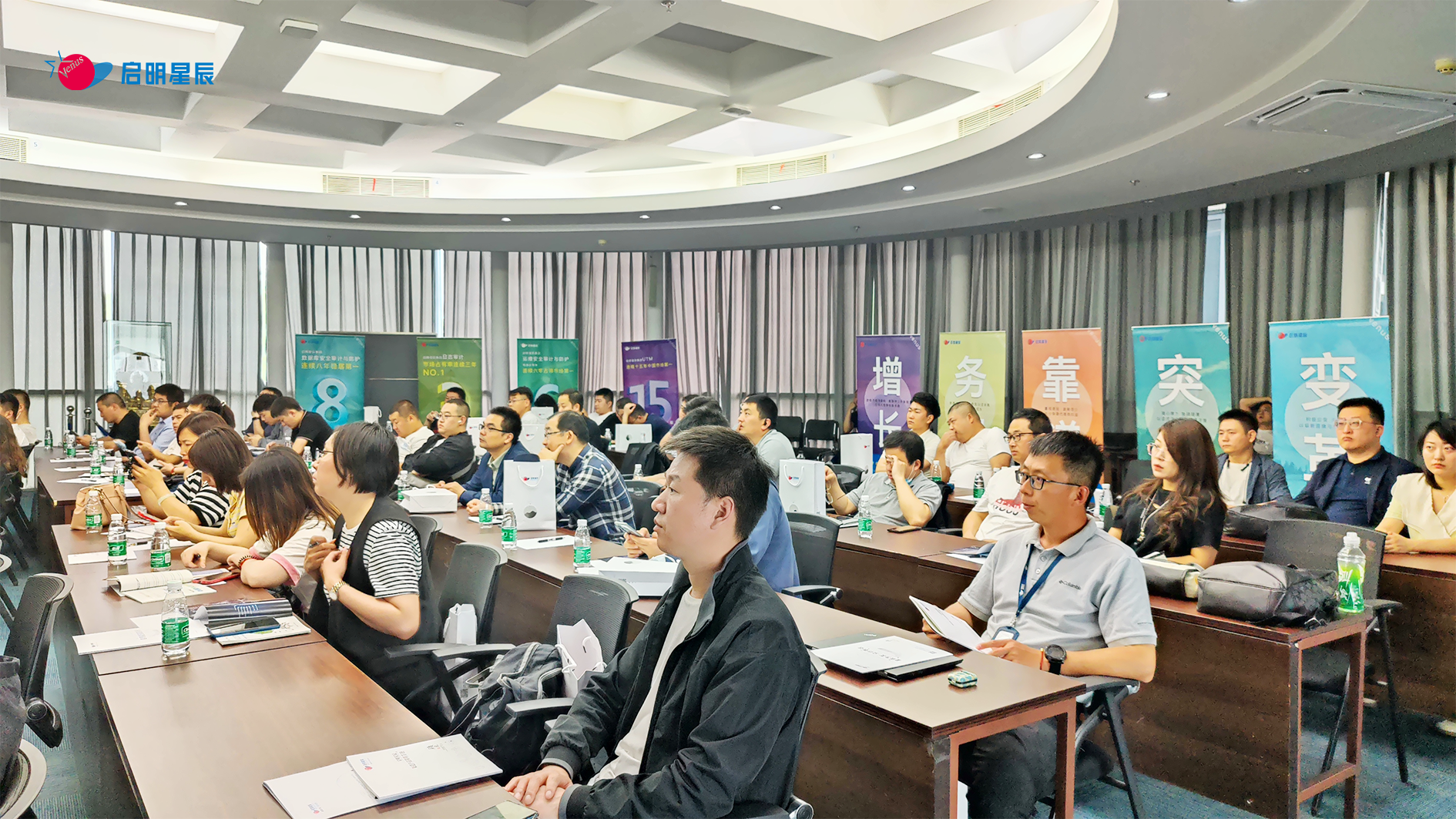 Z6��������ʱ���й������ٷ���վ