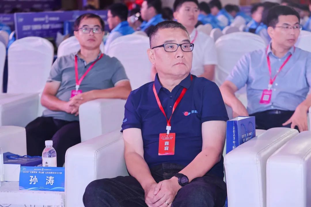 Z6��������ʱ���й������ٷ���վ